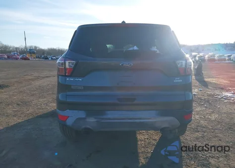 2017 Ford Escape Se from USA, damaged, VIN 1FMCU0GD1HUA52442